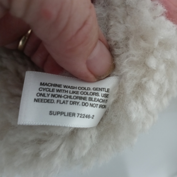 MIXIT BY JCPENNEY 2 TONE BEIGE FAUX FUR OBLONG SHERPA SNUGGLE SOFT SCARF NEW - Picture 7 of 7